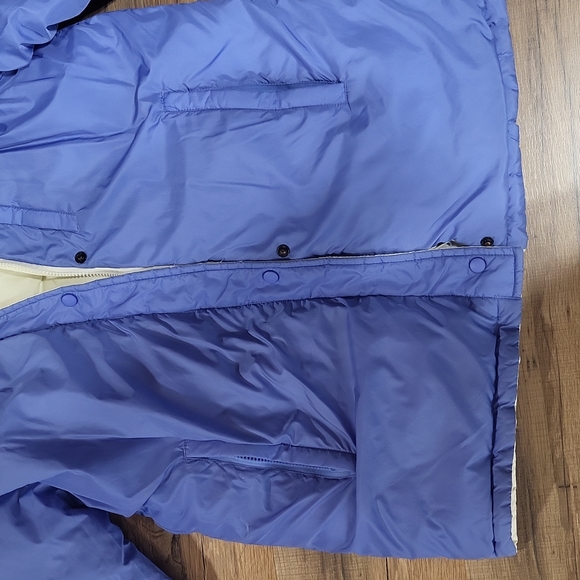 LANDS' END Ivory Blue Reversible Nylon & Down Puffer Coat with Detachable Hood - Picture 10 of 15